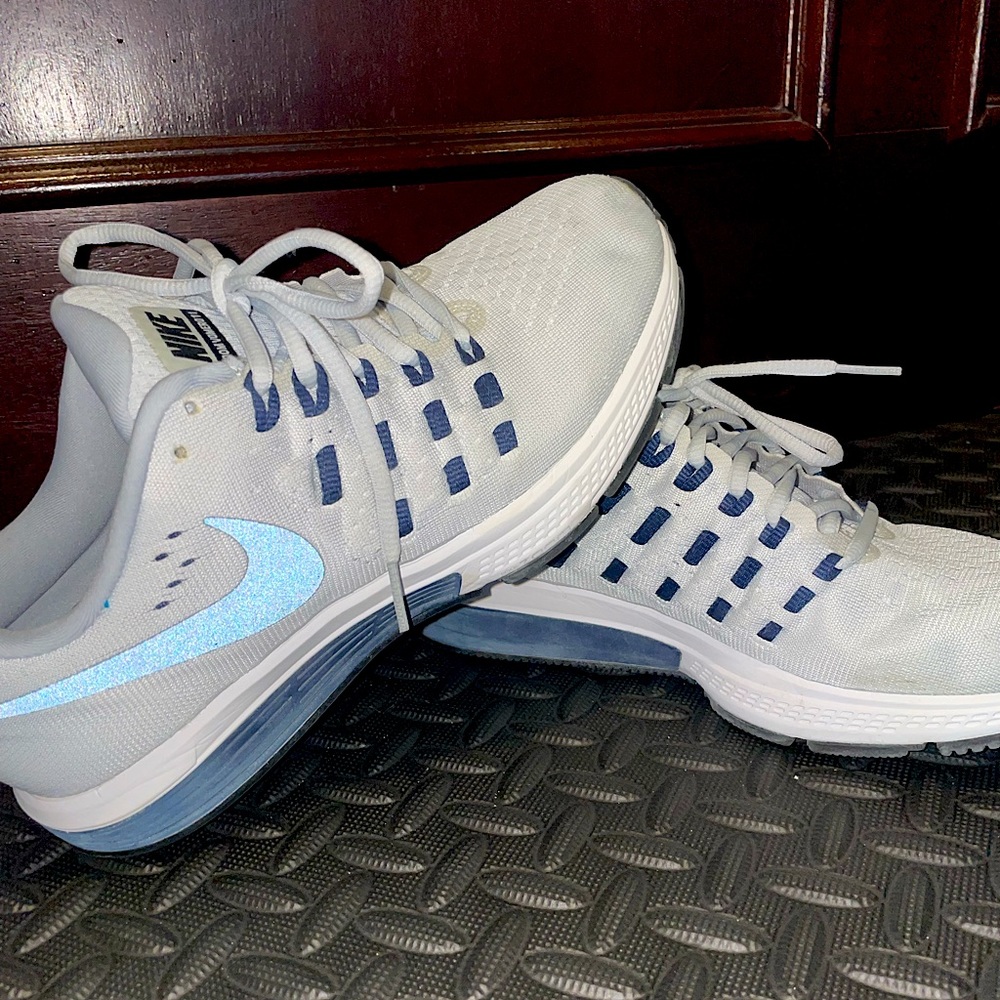 Nike Zoom Vomero 11